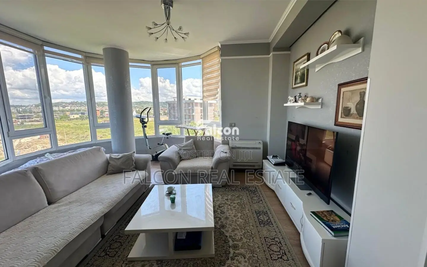 Apartament ne shitje- Mali I Robit!!