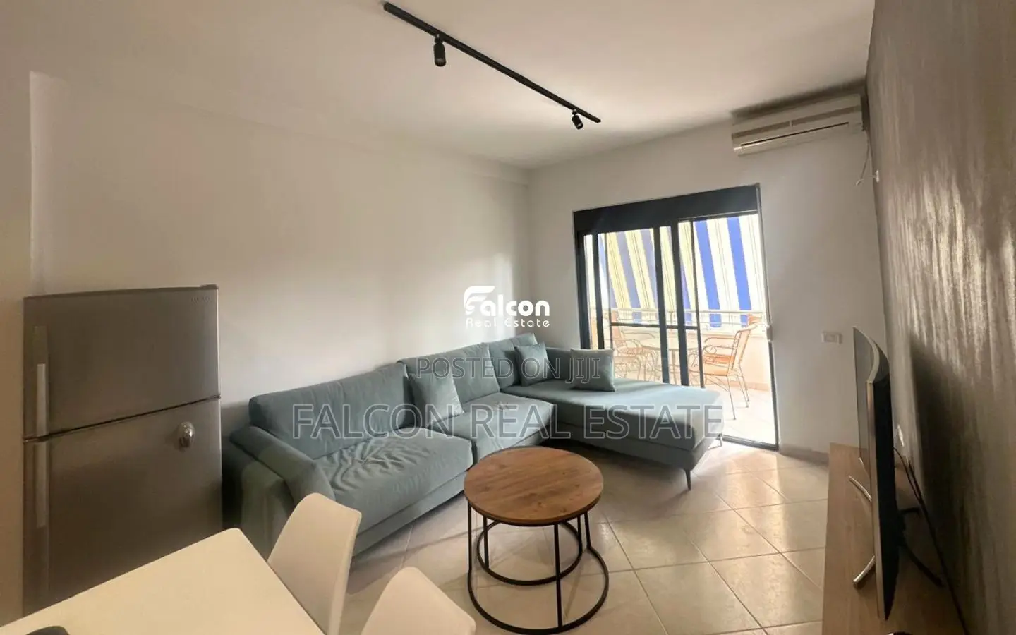 Shitet Apartament 1+1 – Golem