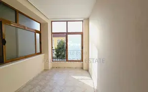 Jepet me qira apartament 1+1 në Lagjen 7