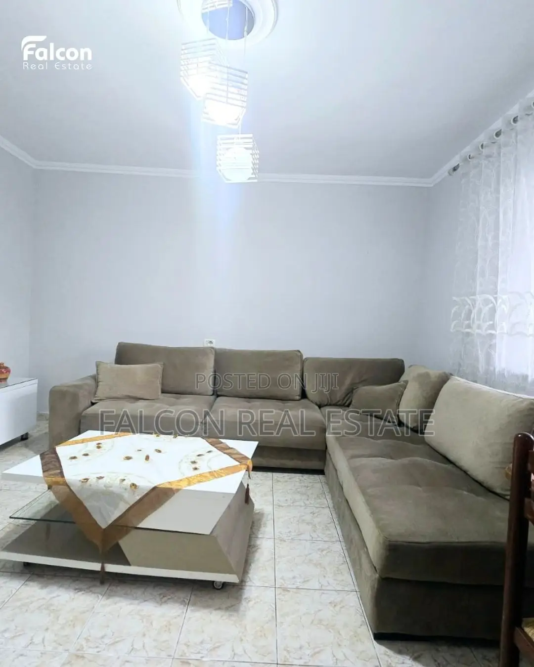 Jepet me Qera Apartament 1+1 në Lagjen 10,Korce !!