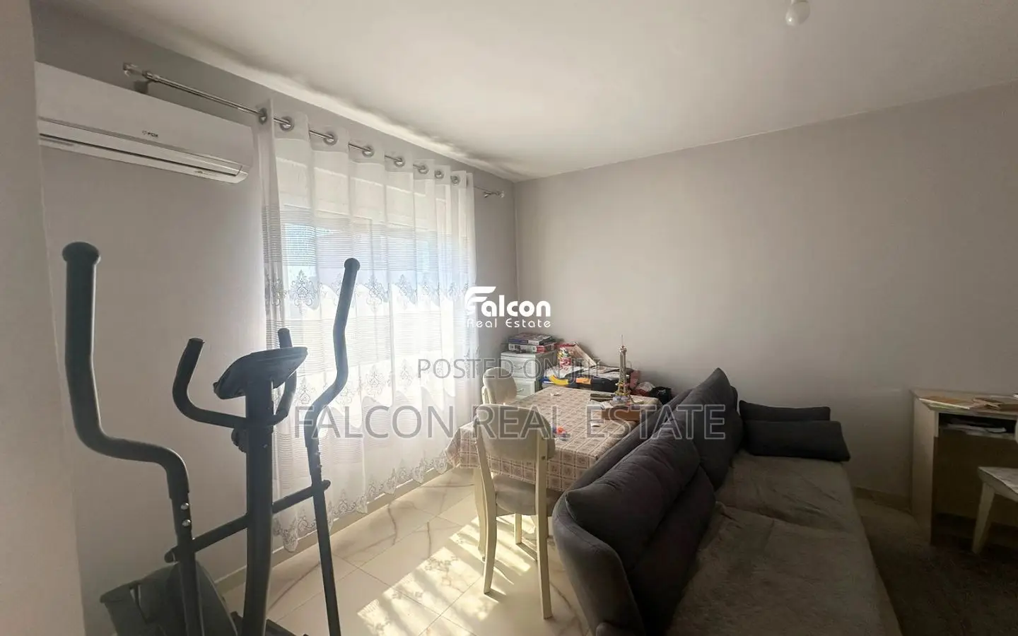 Shitet apartament 1+1 në Lagjen 16, pranë Kopshtit Soros-Durres