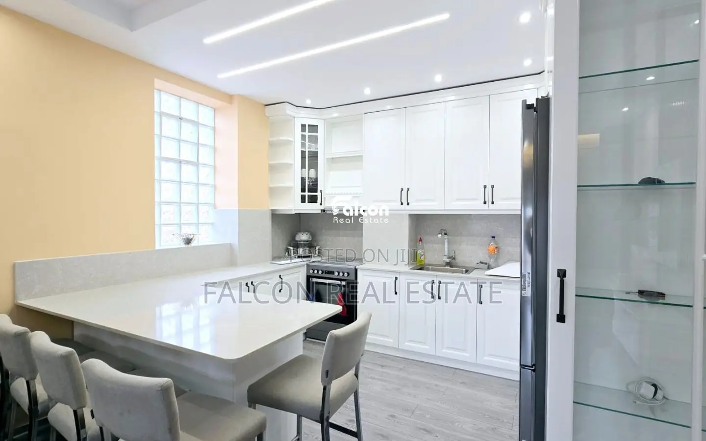 Jepet me qira apartament – Adresa: Lagjja 18,Korce !!