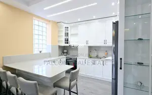 Jepet me qira apartament – Adresa: Lagjja 18,Korce !!