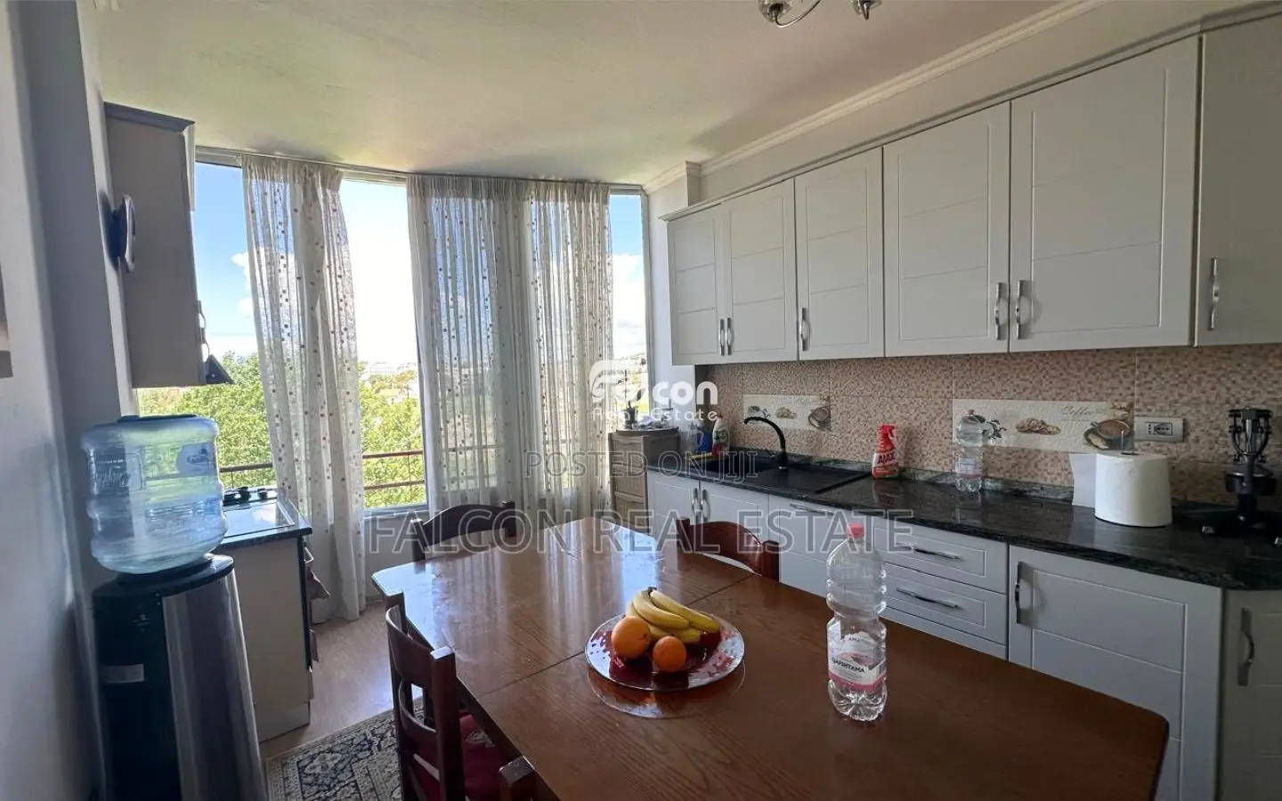Apartament ne shitje- Mali I Robit!!