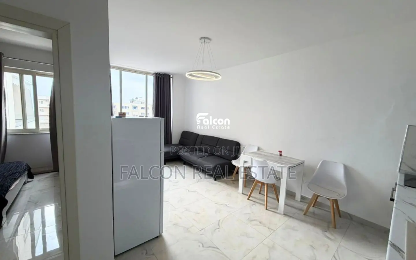 Shiten 2 Apartamente 1+1, Rrota e Kuqe – Plazh