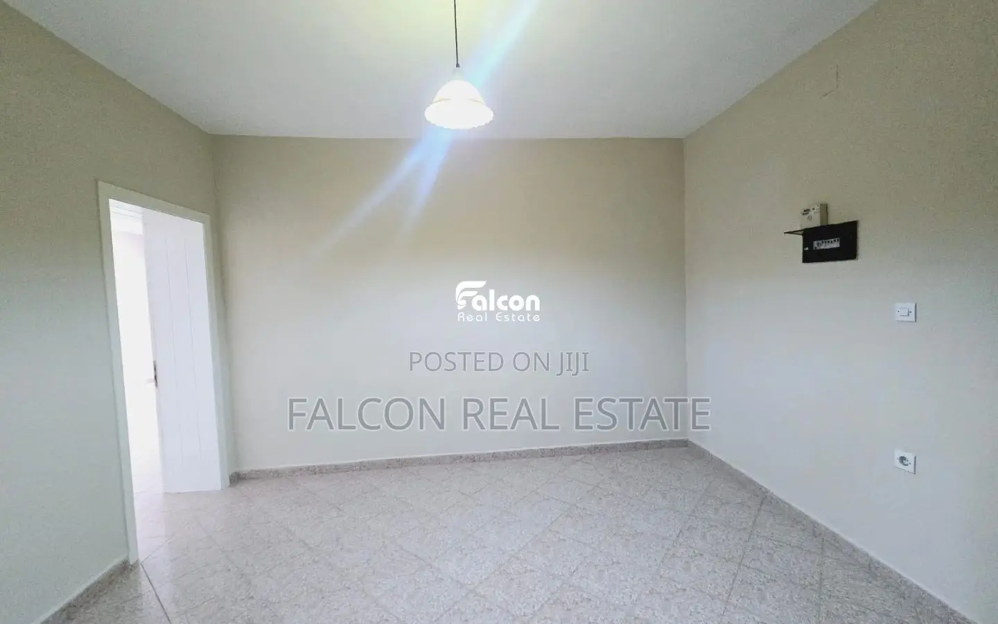Jepet me qira apartament 1+1 në Lagjen 7