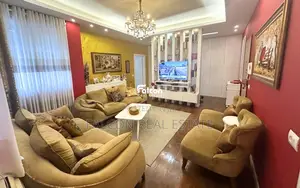 Shitet Apartament 2+1 me Verandë – Pranë Terminalit të Veriut, Tiranë!