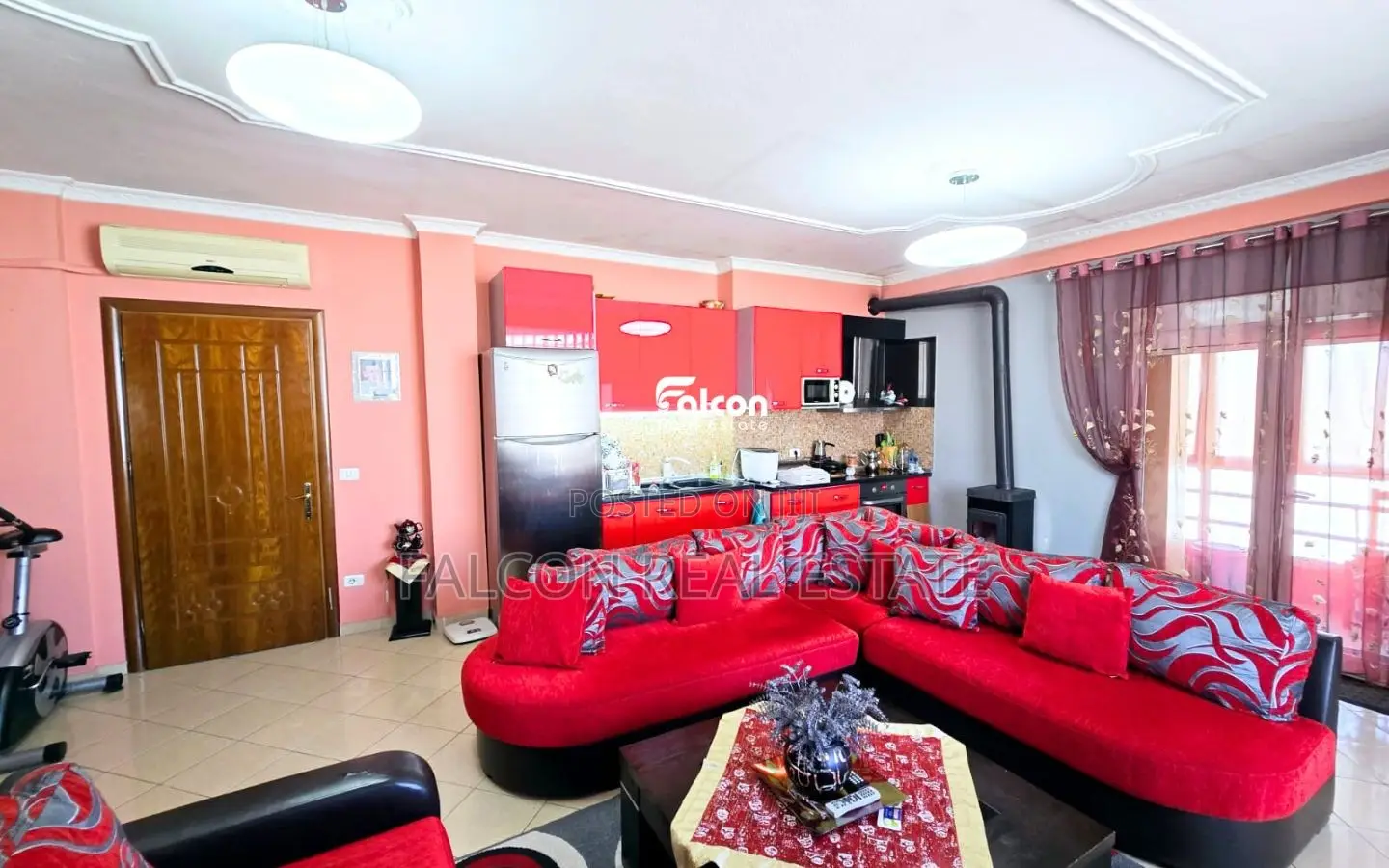 Shitet Apartament-Lagjja 9, Rruga Kiço Greco!!