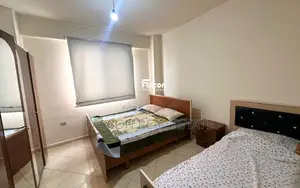 Jepet me qira afatgjatë – Apartament 1+1 në Iliria, Plazh !!