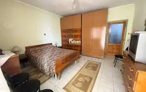 Jepet me qera apartament 2+1- Lagjja 14, Rruga Partizani
