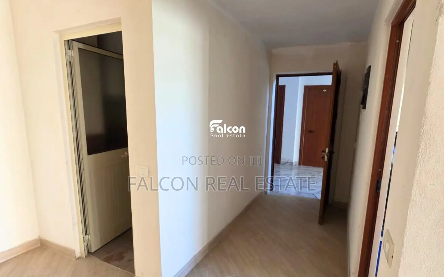Shitet Apartament 2+1, Qerret !!