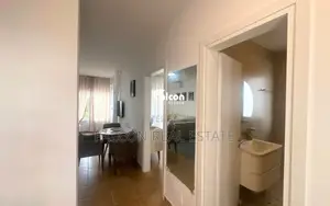 Shitet apartament 1+1 në Qerret!