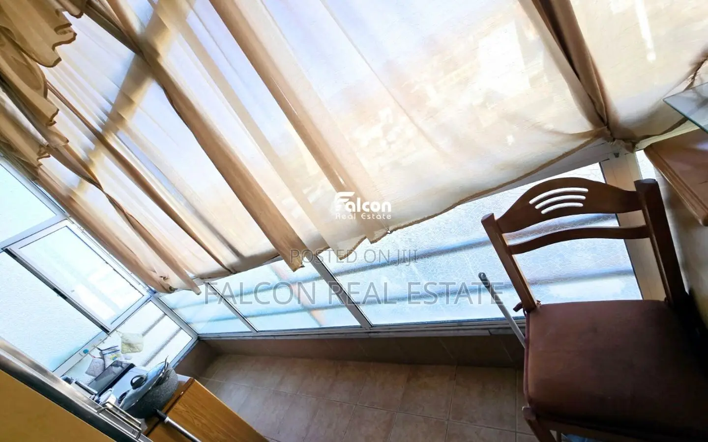 Shitet Apartament-Lagjja 9, Rruga Kiço Greco!!