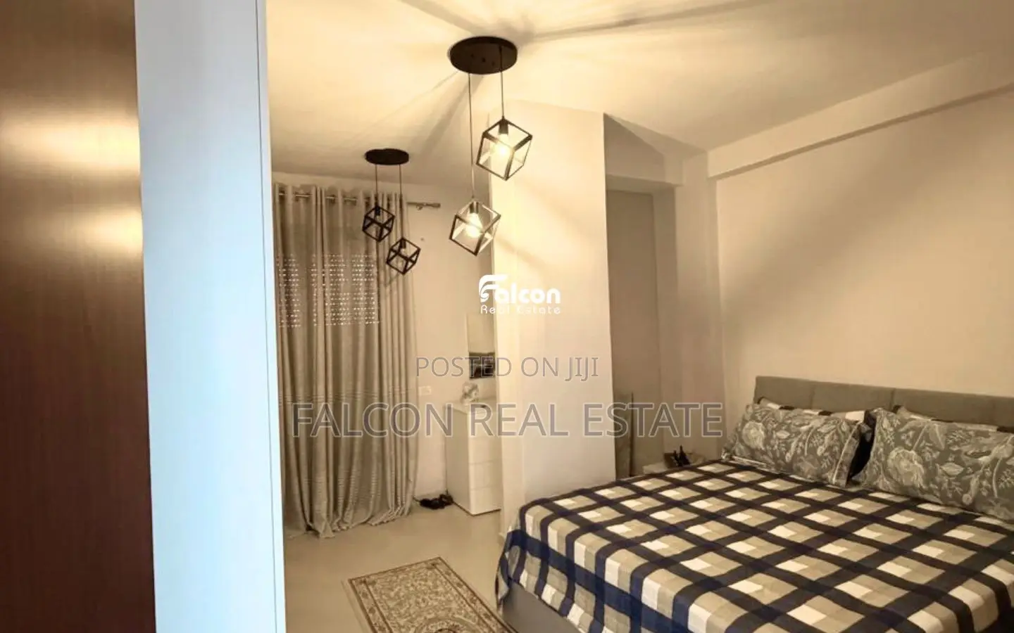 Shitet Apartament 2+1+2 me Verandë, në Zonën e Spitalit, Durrës !!