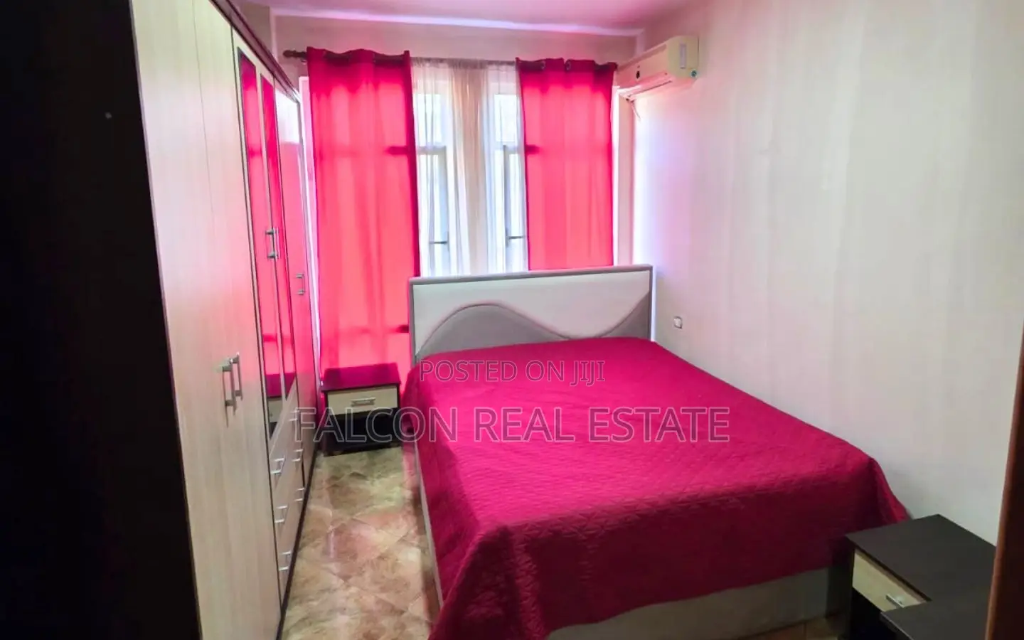 Shitet Apartament 1+1 në Shkëmbin e Kavajës (mbi rrugë) !!