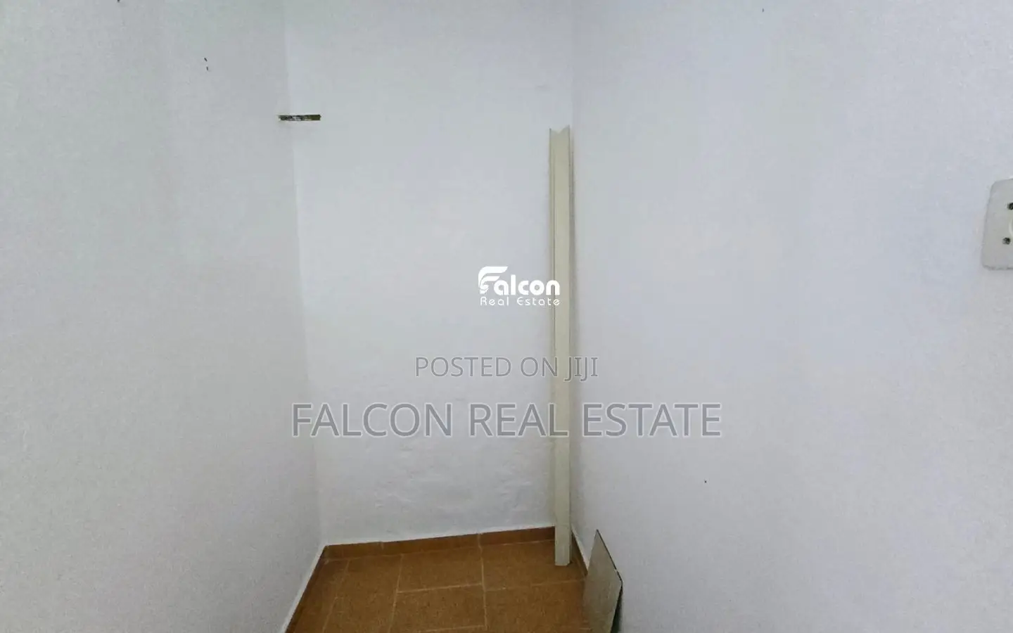 Shitet apartament 1+1 – Korçë, Lagjja 14
