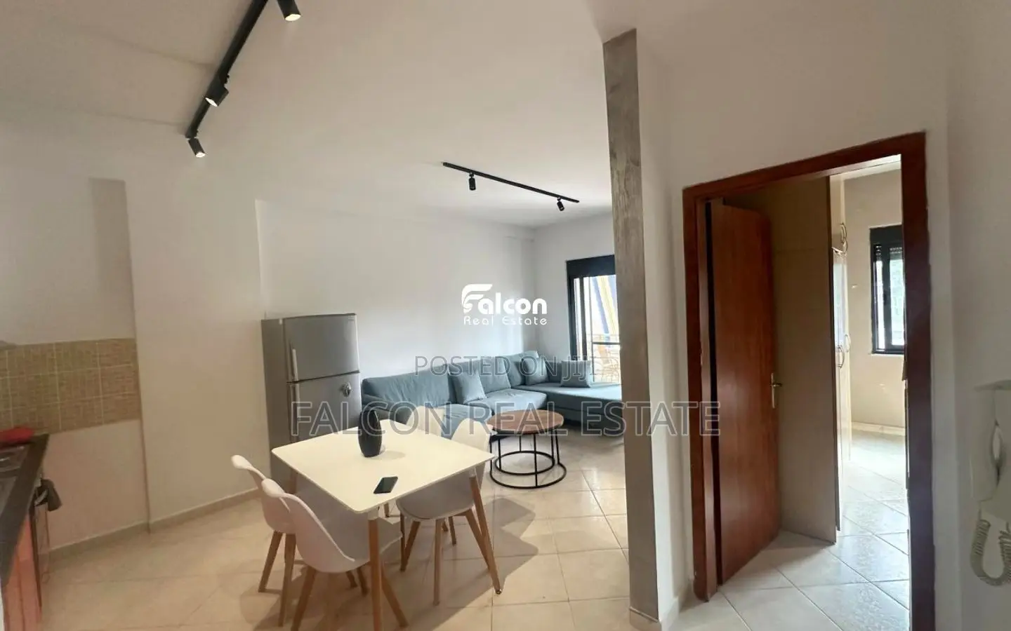 Shitet Apartament 1+1 – Golem