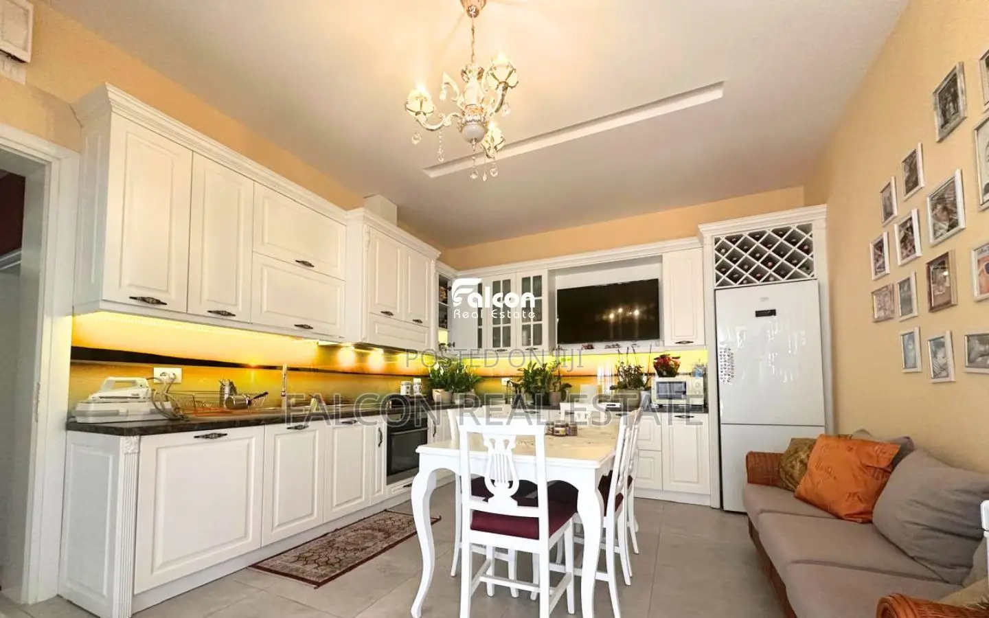 Shitet Apartament 2+1 me Verandë – Pranë Terminalit të Veriut, Tiranë!