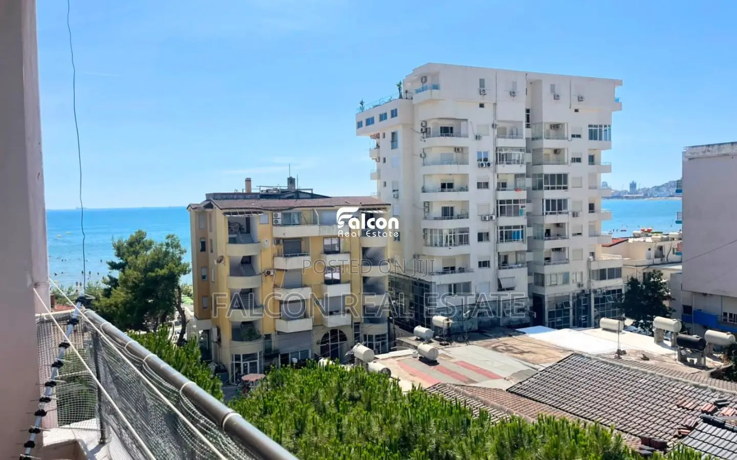 Shitet Apartament 1+1 në Plazh, Lagjja 13- Durrës.