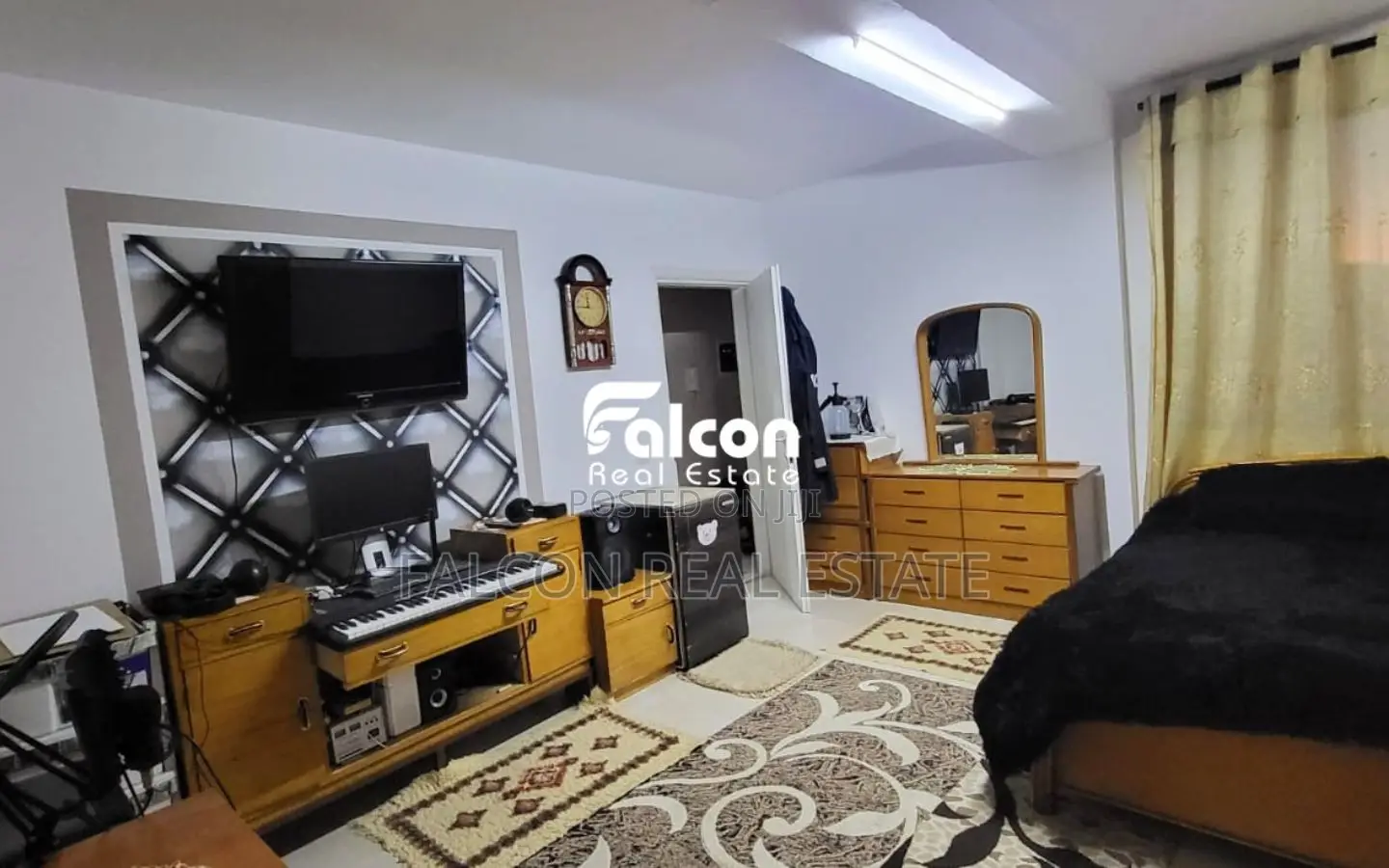 Shitet Apartament 1+1-Vendndodhja: Lagjja 10-Korce !