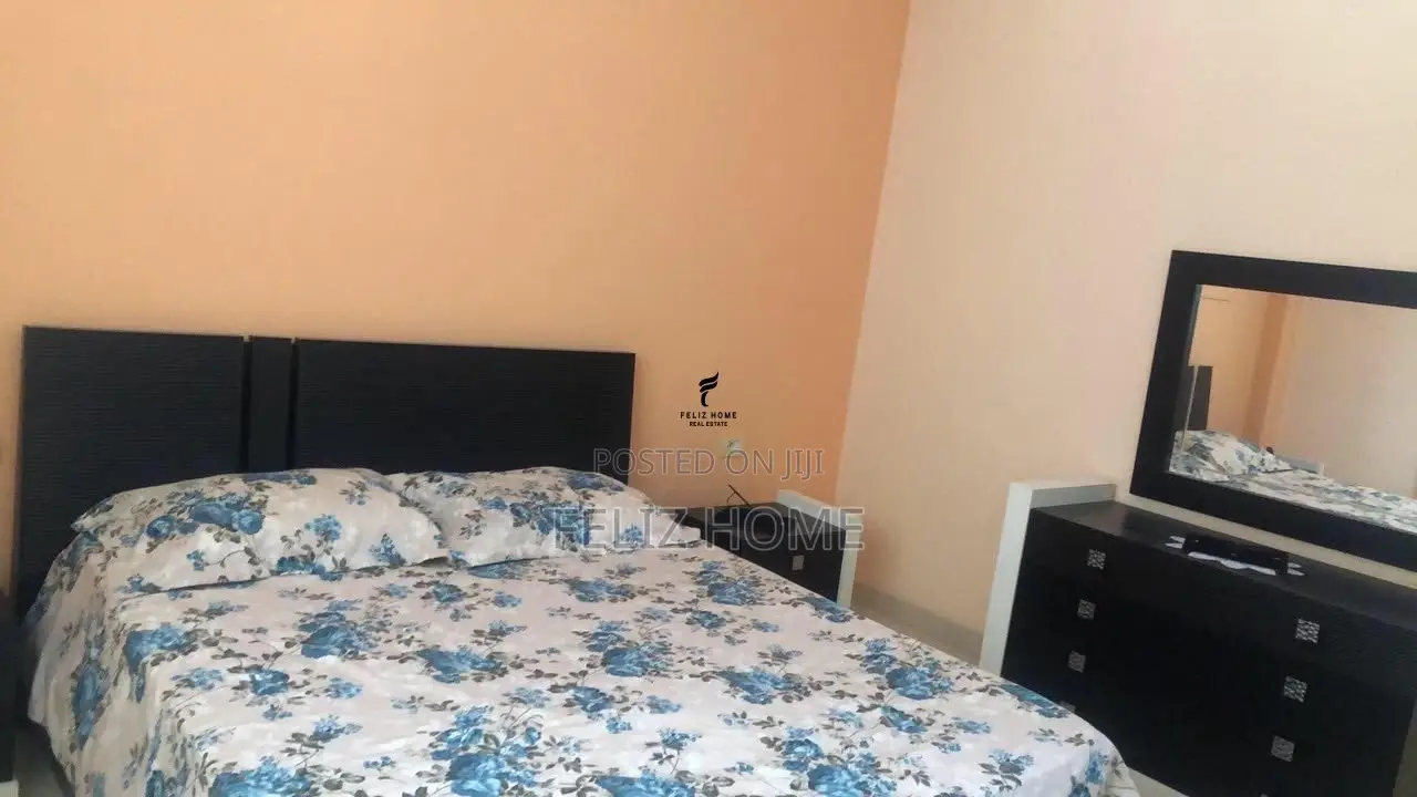 APARTAMENT ME QERA 2+1 ISH PARKU 50.000 LEKE