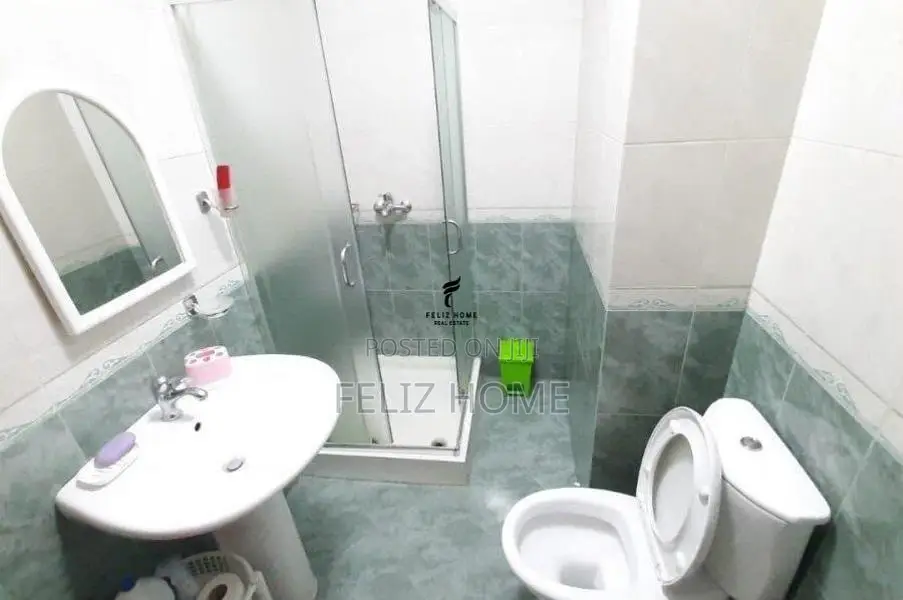 APARTAMENT ME QERA 2+1+2 ZOGU I ZI 75.000 LEKE