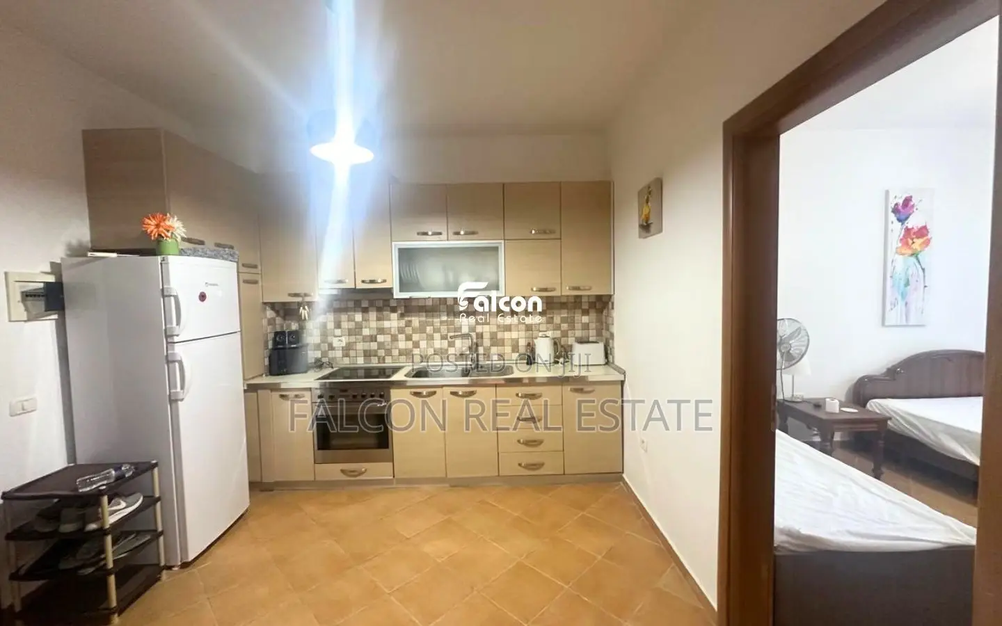 Shitet apartament 1+1 në Mali i Robit- super afër detit