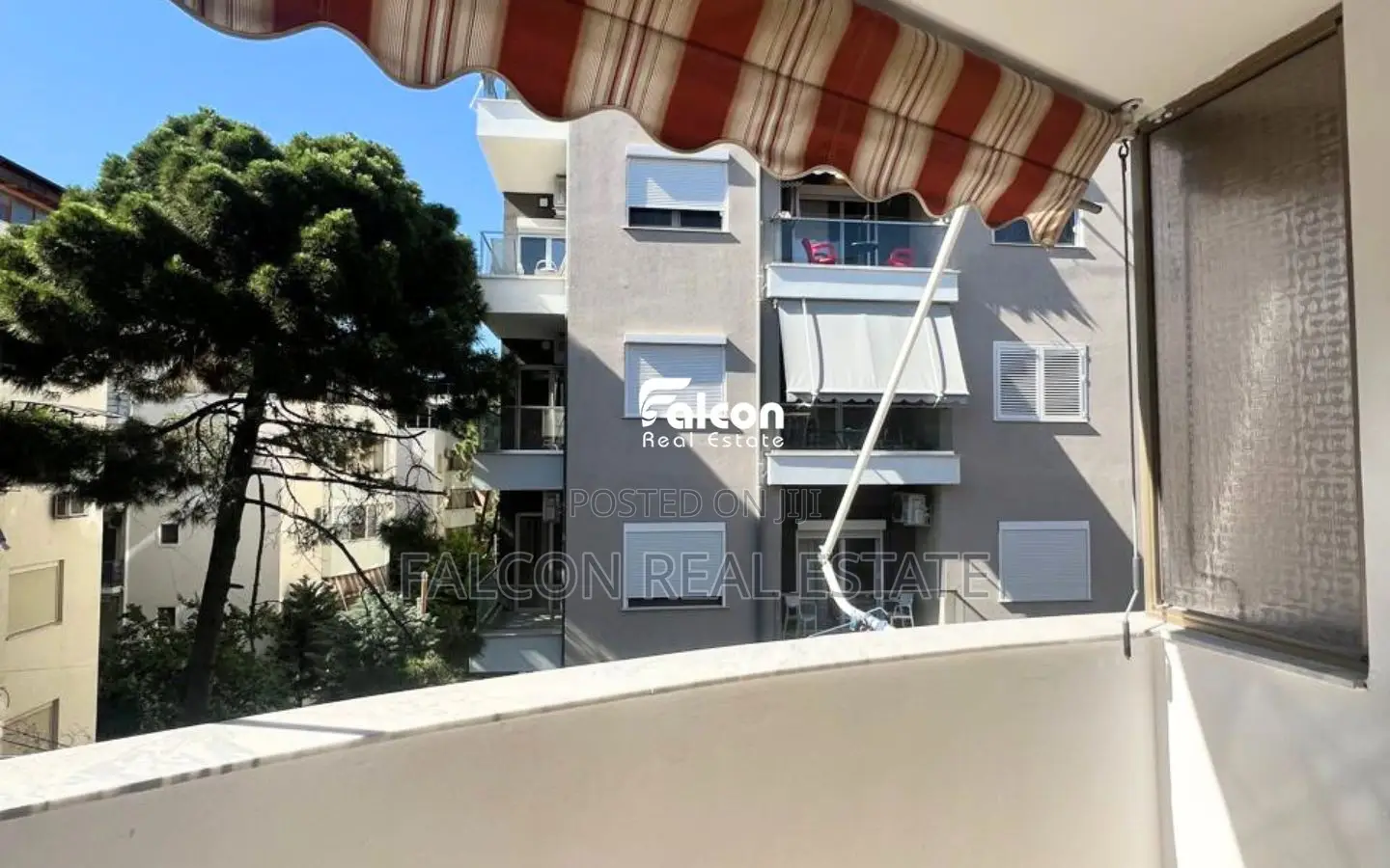 Shitet apartament 1+1 në Golem, në Kompleksin Alb Adriatik!