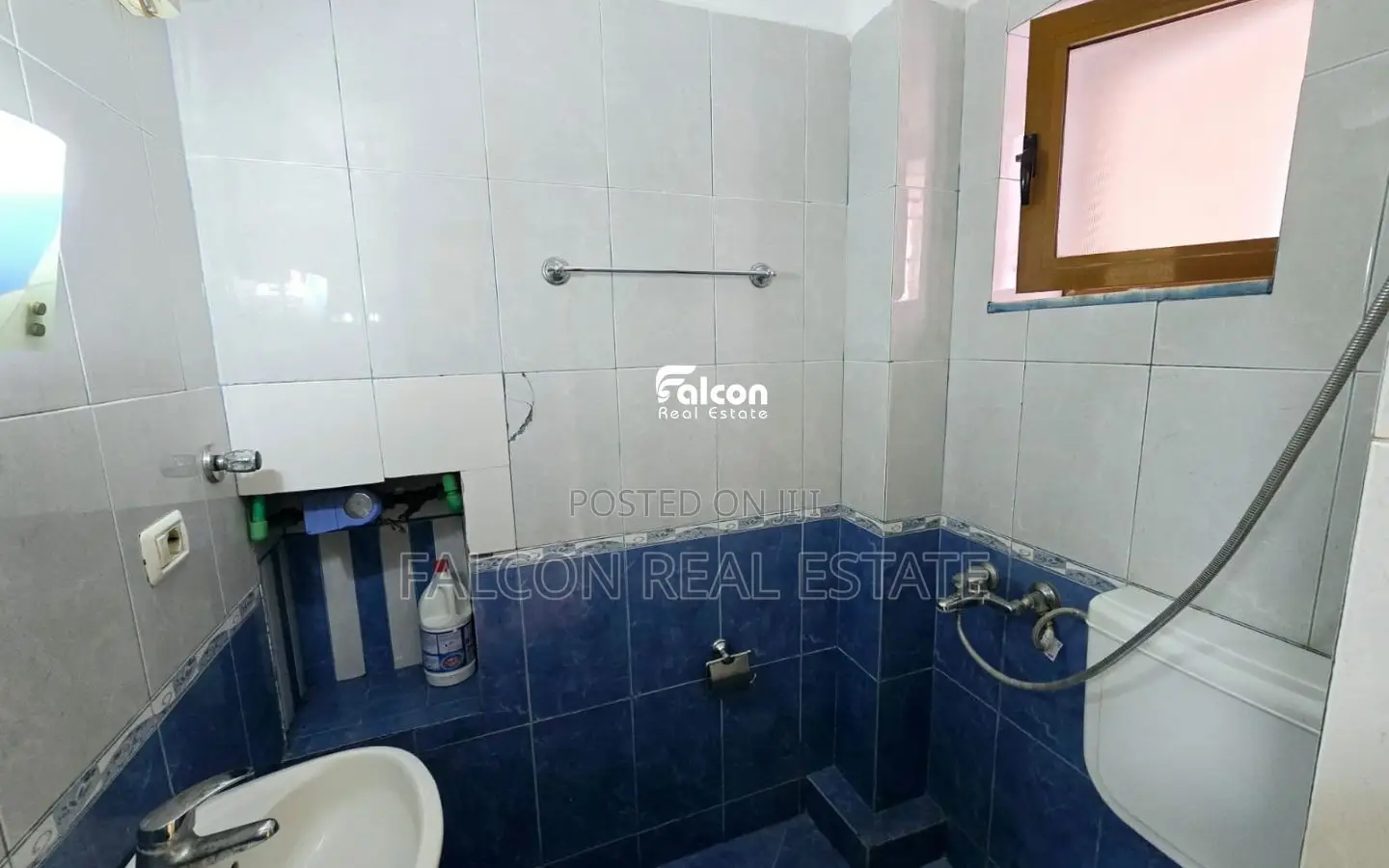 Shitet apartament 1+1 – Korçë, Lagjja 14