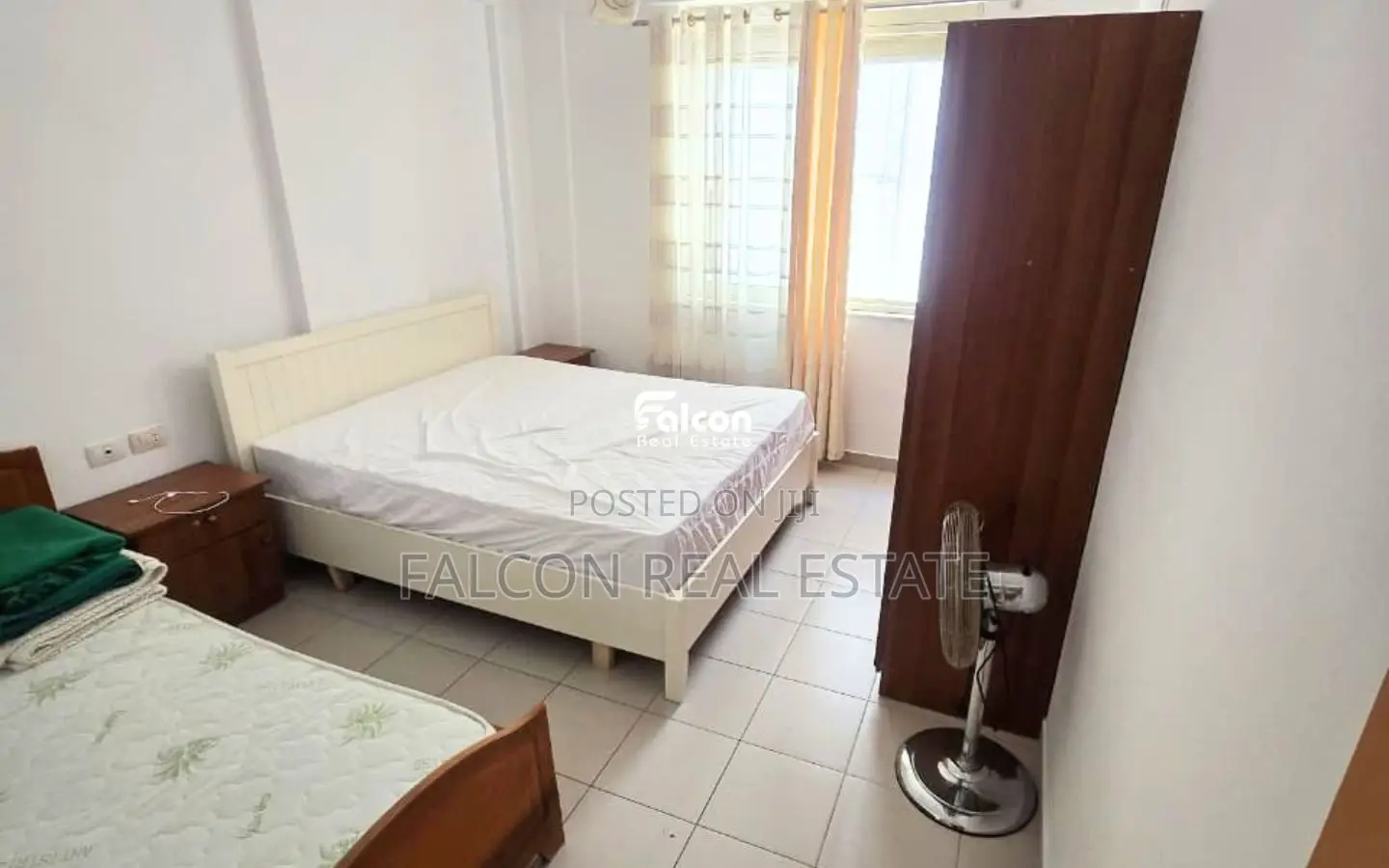 Shitet apartament 1+1 në Golem!