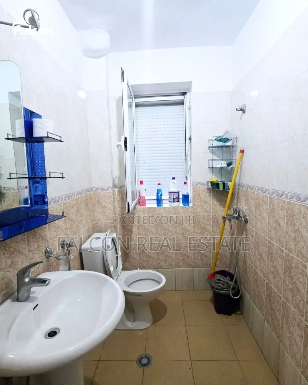 Jepet me Qera Apartament 1+1 në Lagjen 10,Korce !!
