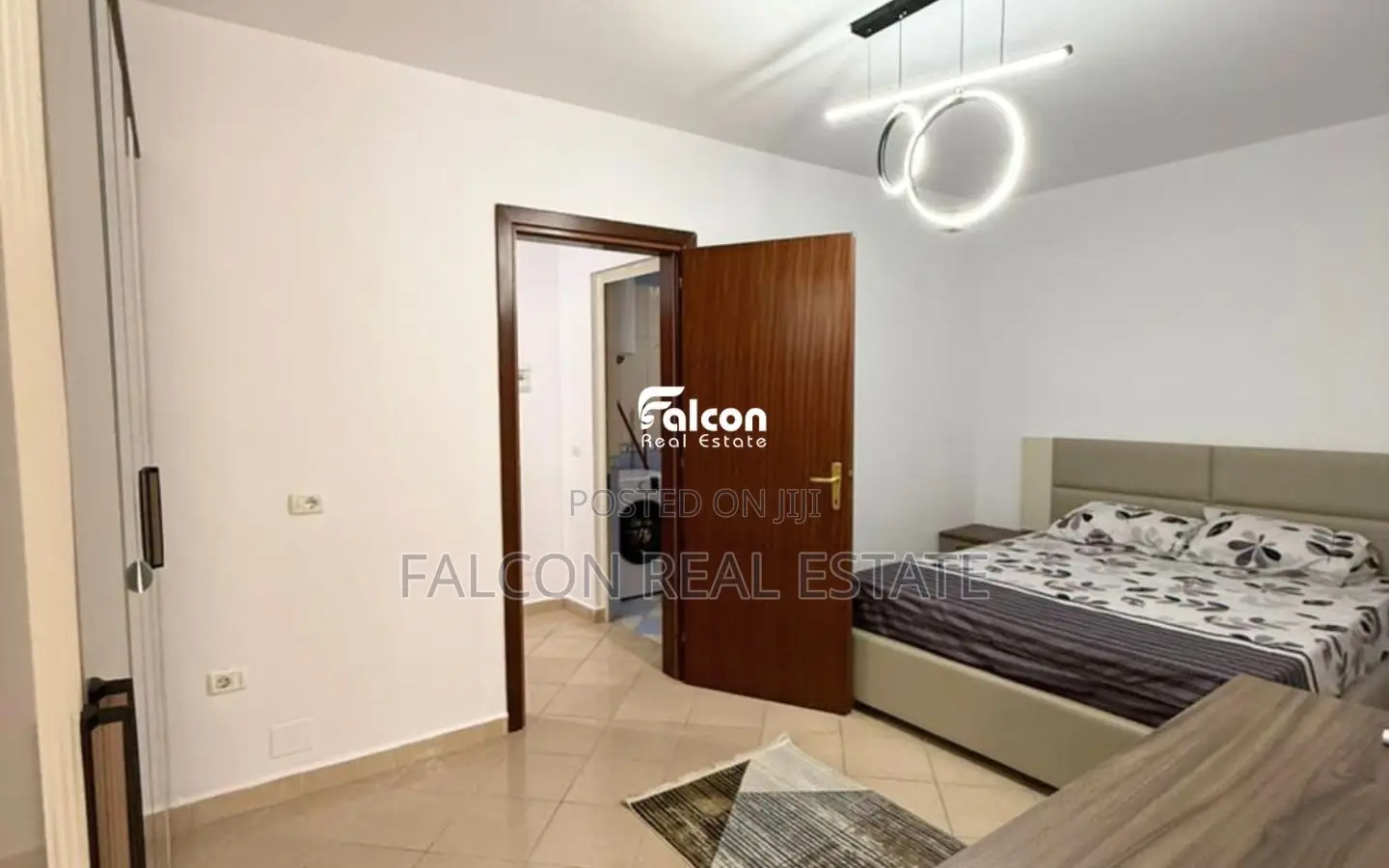 Shitet apartament 1+1 në Golem, në Kompleksin Alb Adriatik, vetëm 100 