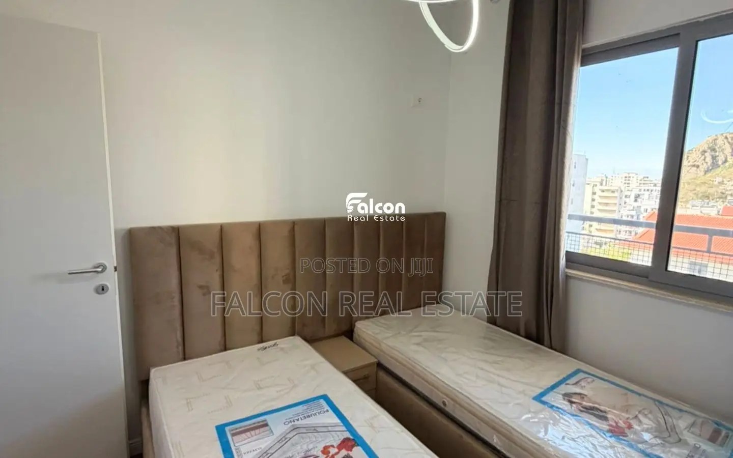 Shitet apartament 2+1 – Shkëmbi i Kavajës