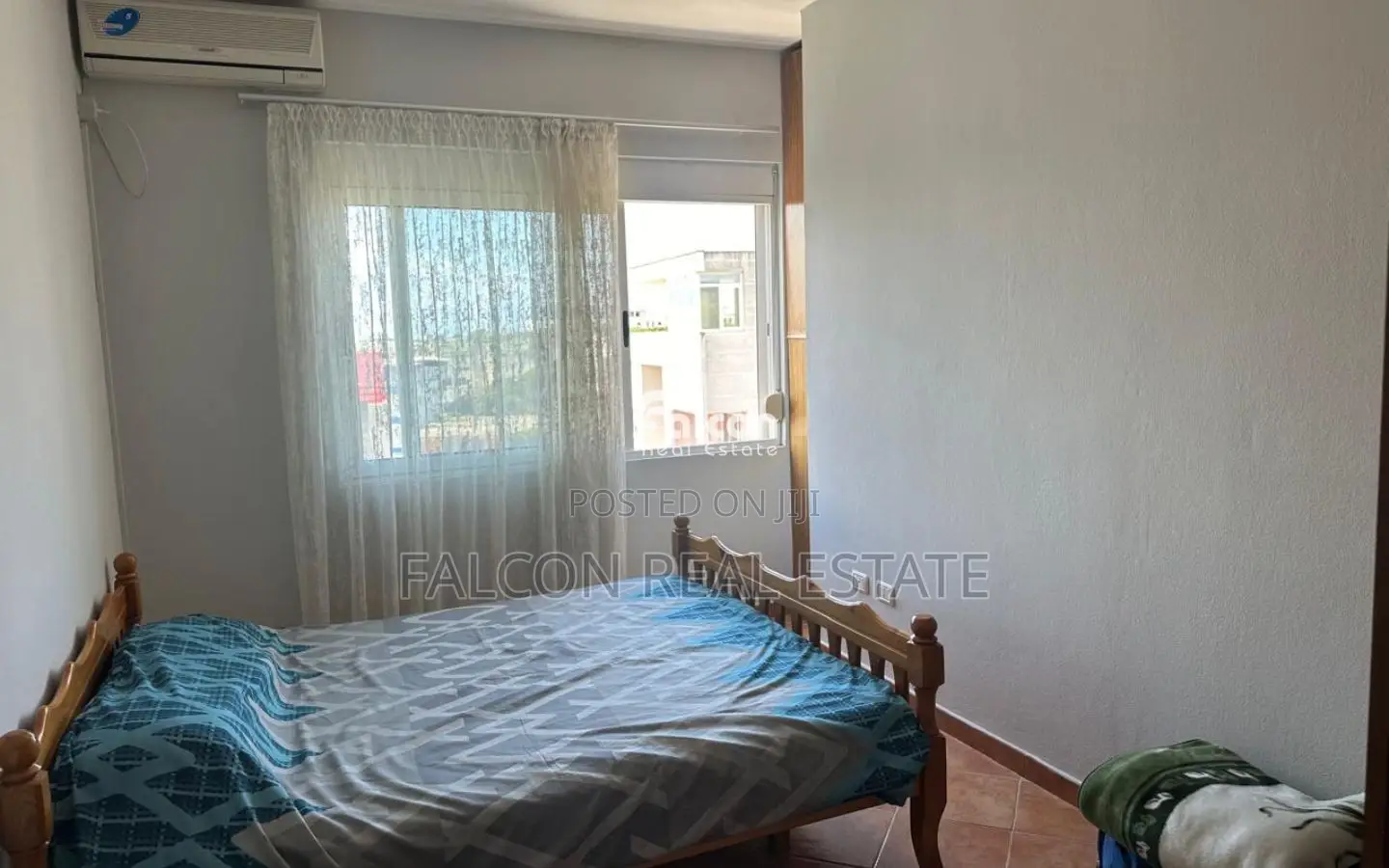 Shitet apartament – Mali i Robit!!