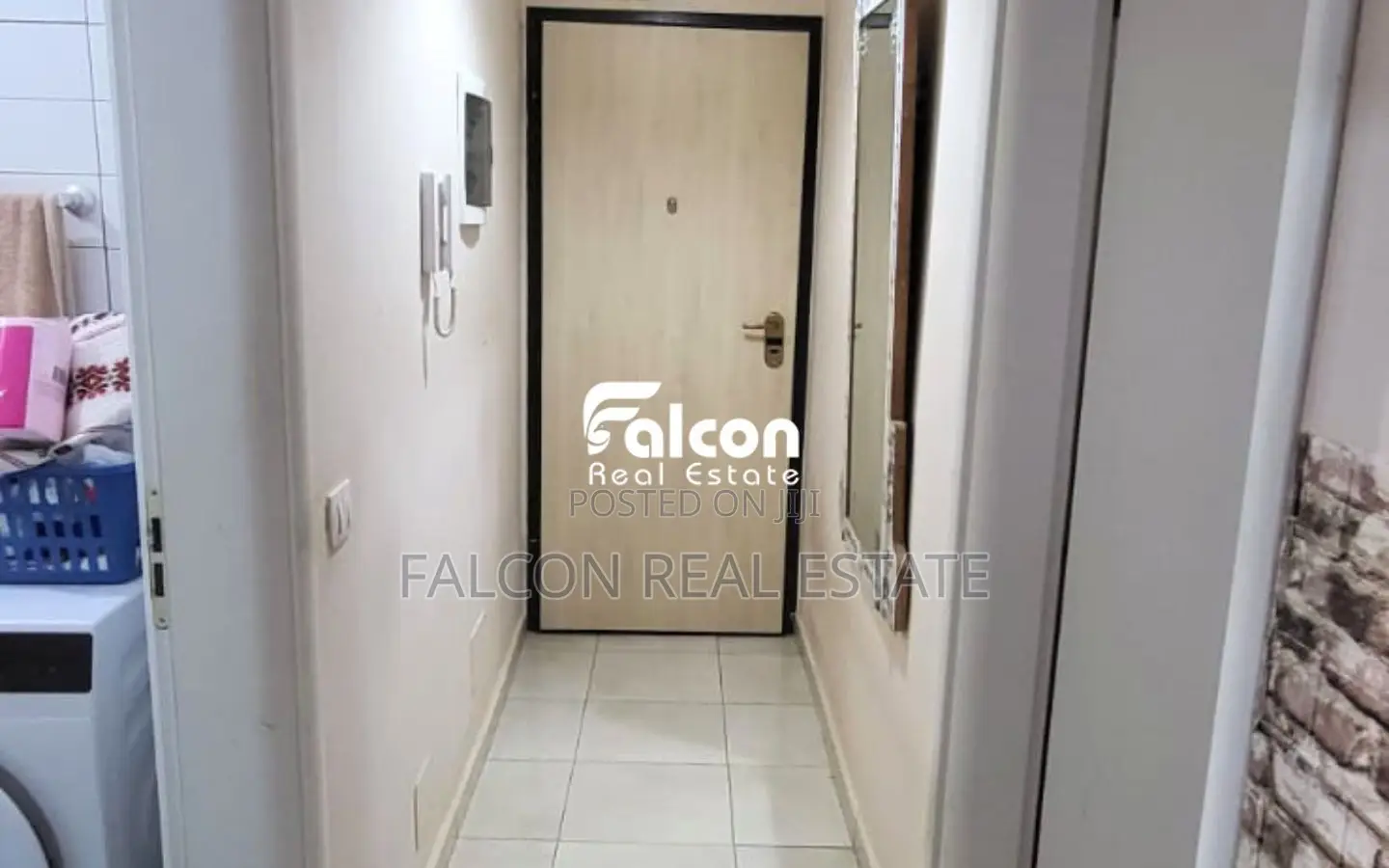 Shitet Apartament 1+1-Vendndodhja: Lagjja 10-Korce !