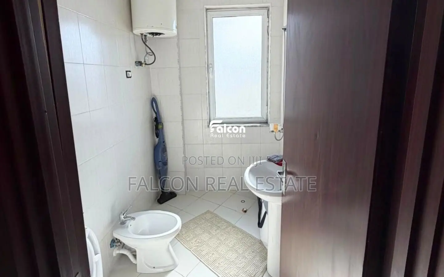 Shitet Apartament 2+1+2 me Verandë, në Zonën e Spitalit, Durrës !!