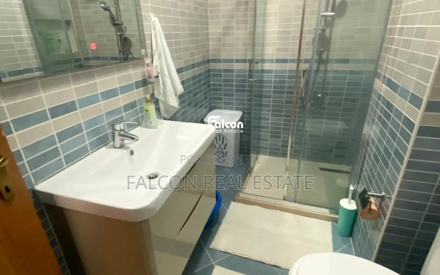 Shitet apartament 1+1 në vijë të parë në Golem