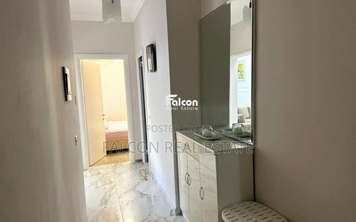 Shitet Apartament 2+1 – Mali i Robit!!