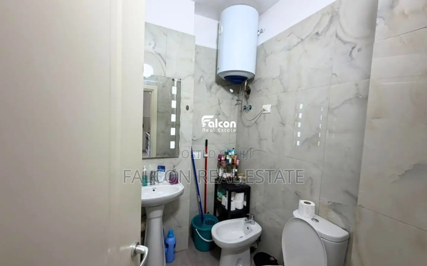 Shiten 2 Apartamente 1+1, Rrota e Kuqe – Plazh