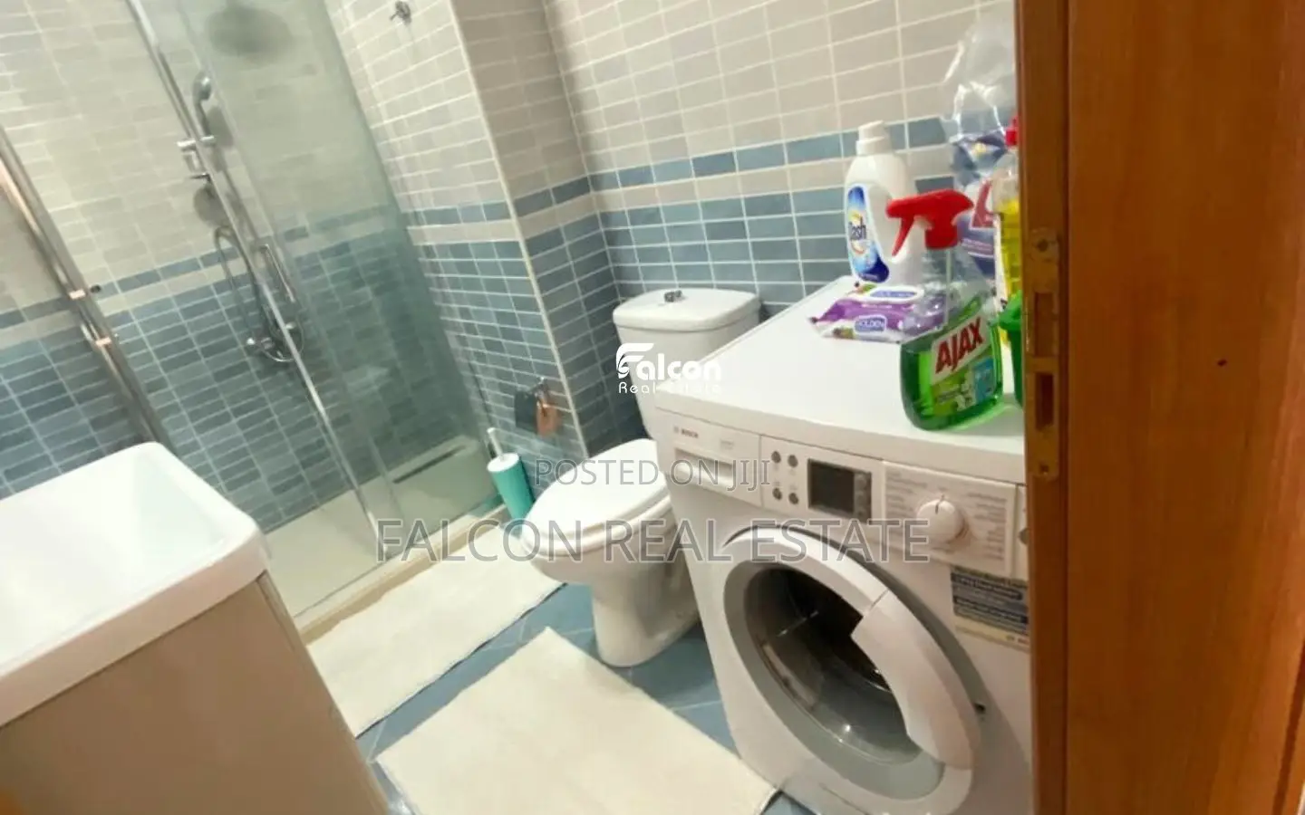 Shitet apartament 1+1 në vijë të parë në Golem