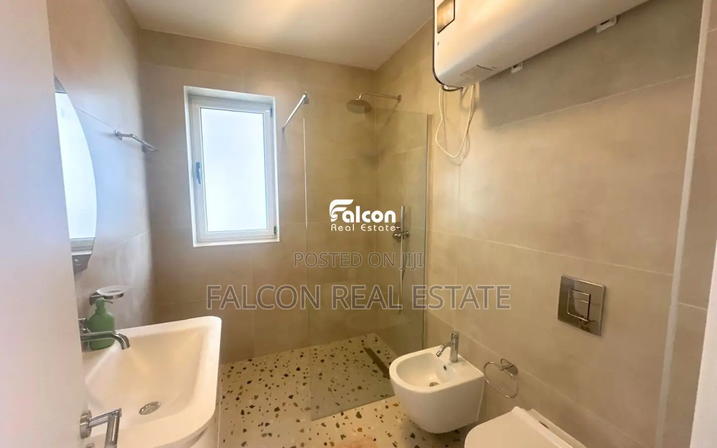 Shitet apartament 1+1 në Qerret!