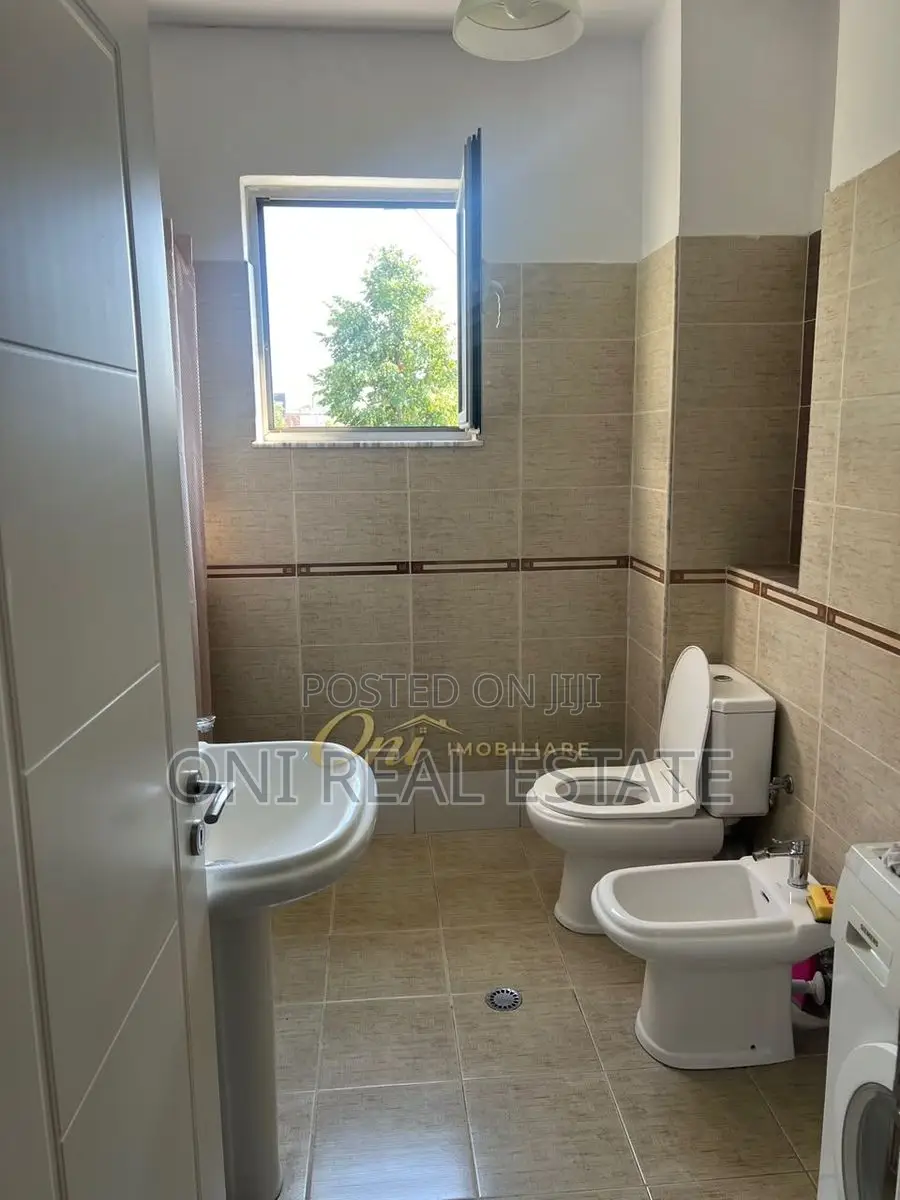 Apartment to rent Elbasan Str. - Lake Park (Tirana - city)