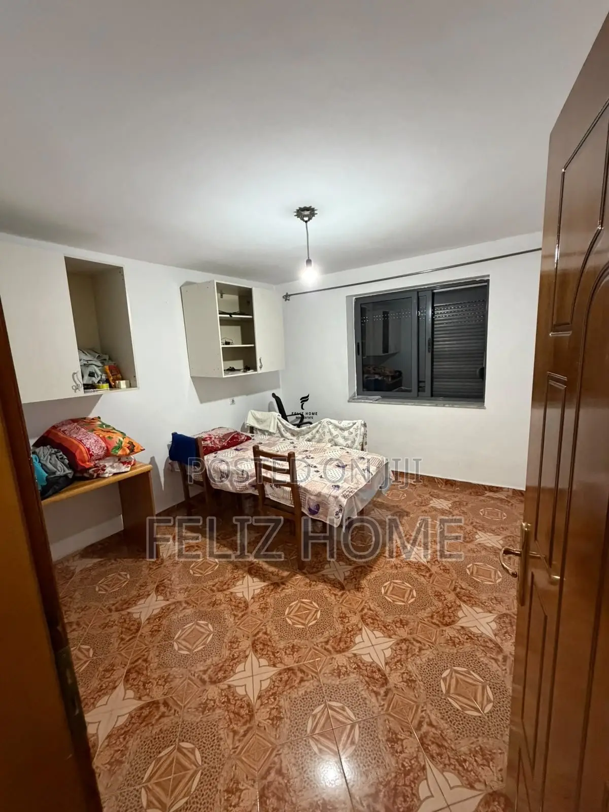 SHITET APARTAMENT 1+1 VASIL SHANTO 12.000.000 LEKE