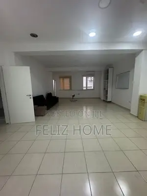 ZYRE ME QERA 80 M2 RRUGA E KAVAJES 80.000 LEKE