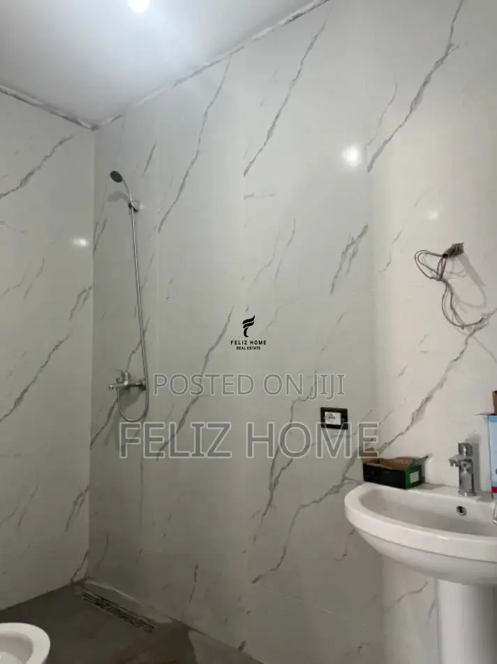 ZYRE ME QERA 110 M2 BULEVARDI RI 80.000 LEKE