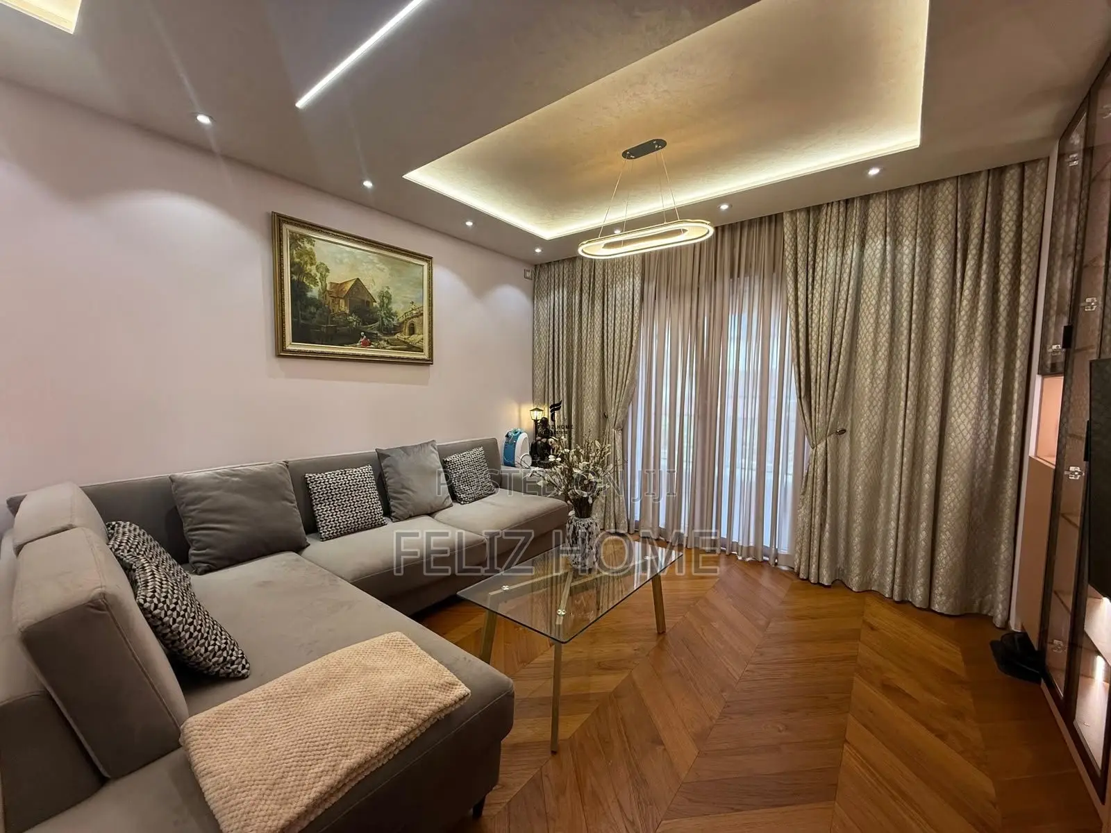 SHITET APARTAMENT 1+1 PAZARI I RI 309.000 EURO