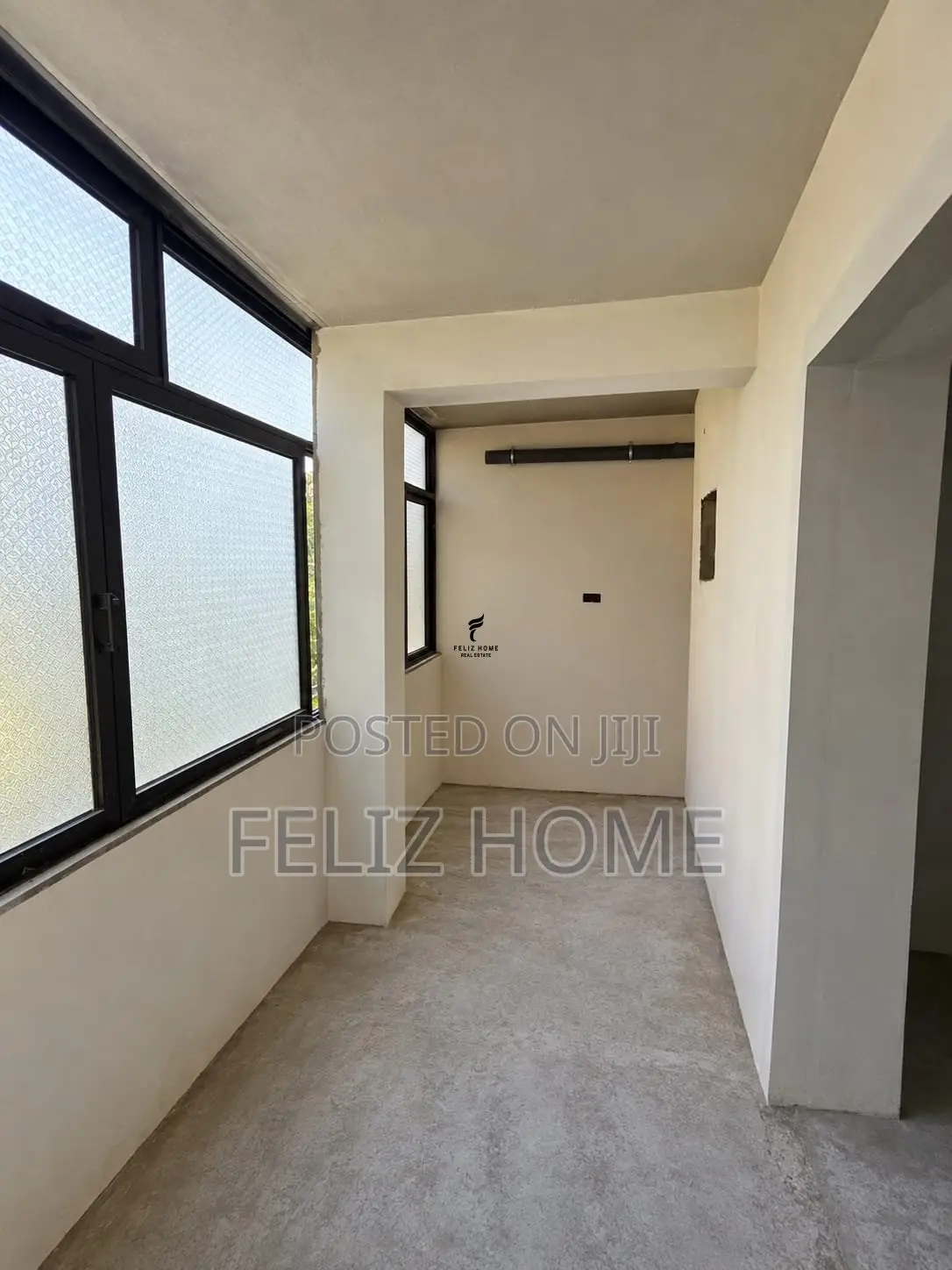 SHITET APARTAMENT 3+1+2 MYSLYM SHYRI 30.000.000 LEKE