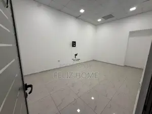 ZYRE ME QERA 415 M2 STACIONI TRENIT8.300 EURO