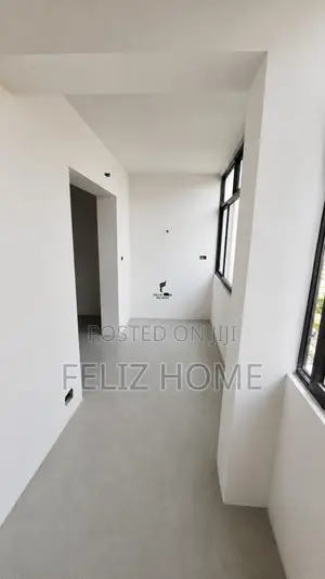 SHITET APARTAMENT 3+1+2 MYSLYM SHYRI 30.000.000 LEKE