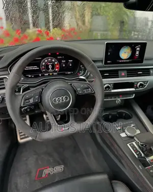 Audi RS5 Night Package